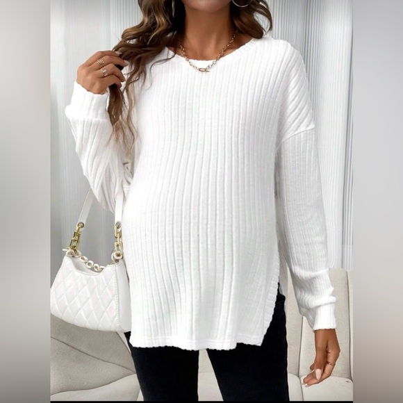 Bundle of women’s maternity tops - Picture 12 of 12